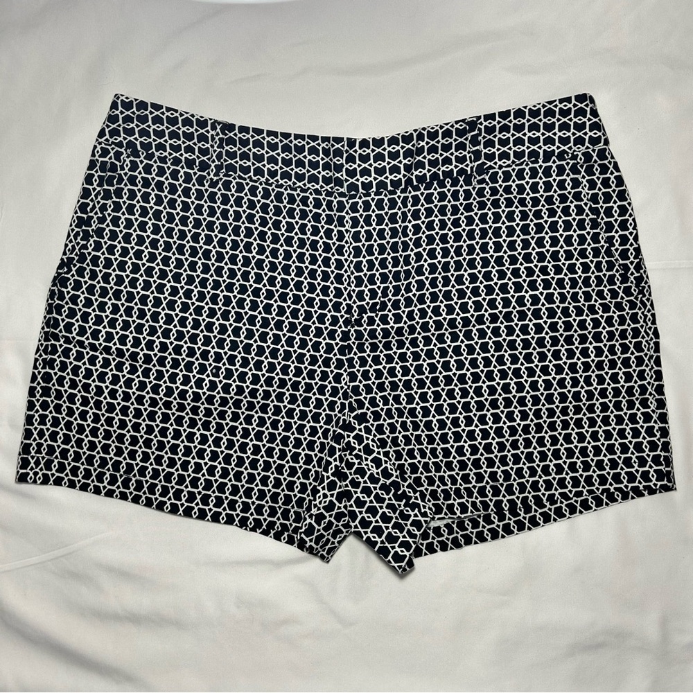 Jones New York JNY Womens‎ Black White Geometric Link Print Shorts Size 12
